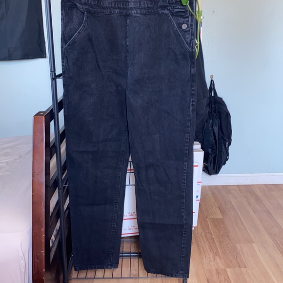 Washed Black BoohooMAN Overalls - Picture 3 of 5